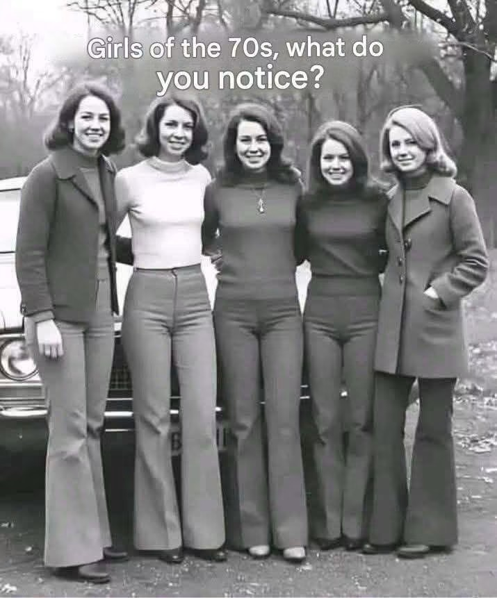 Girls in the ’70s: what detail immediately catches your eye?